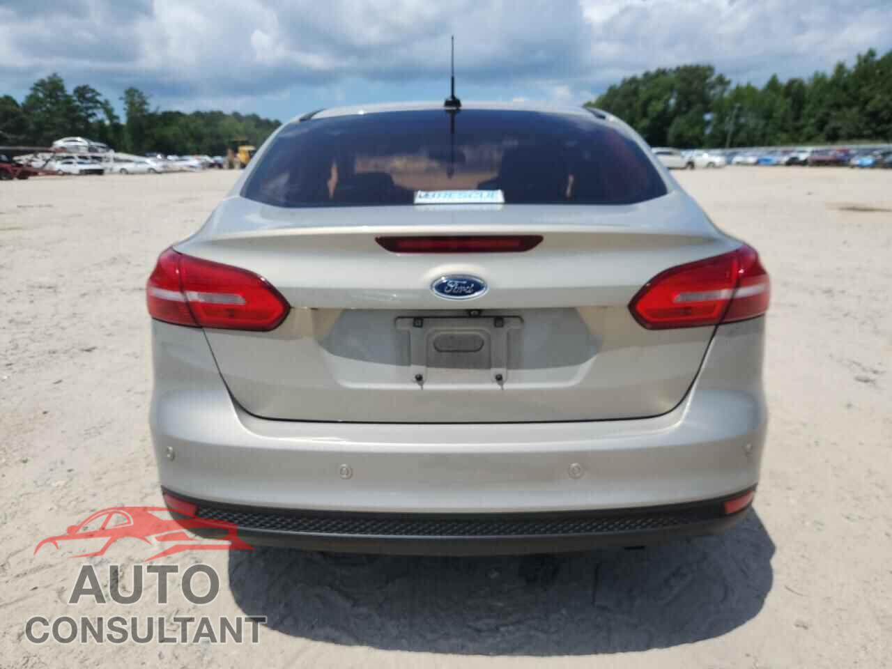 FORD FOCUS 2016 - 1FADP3F24GL201499