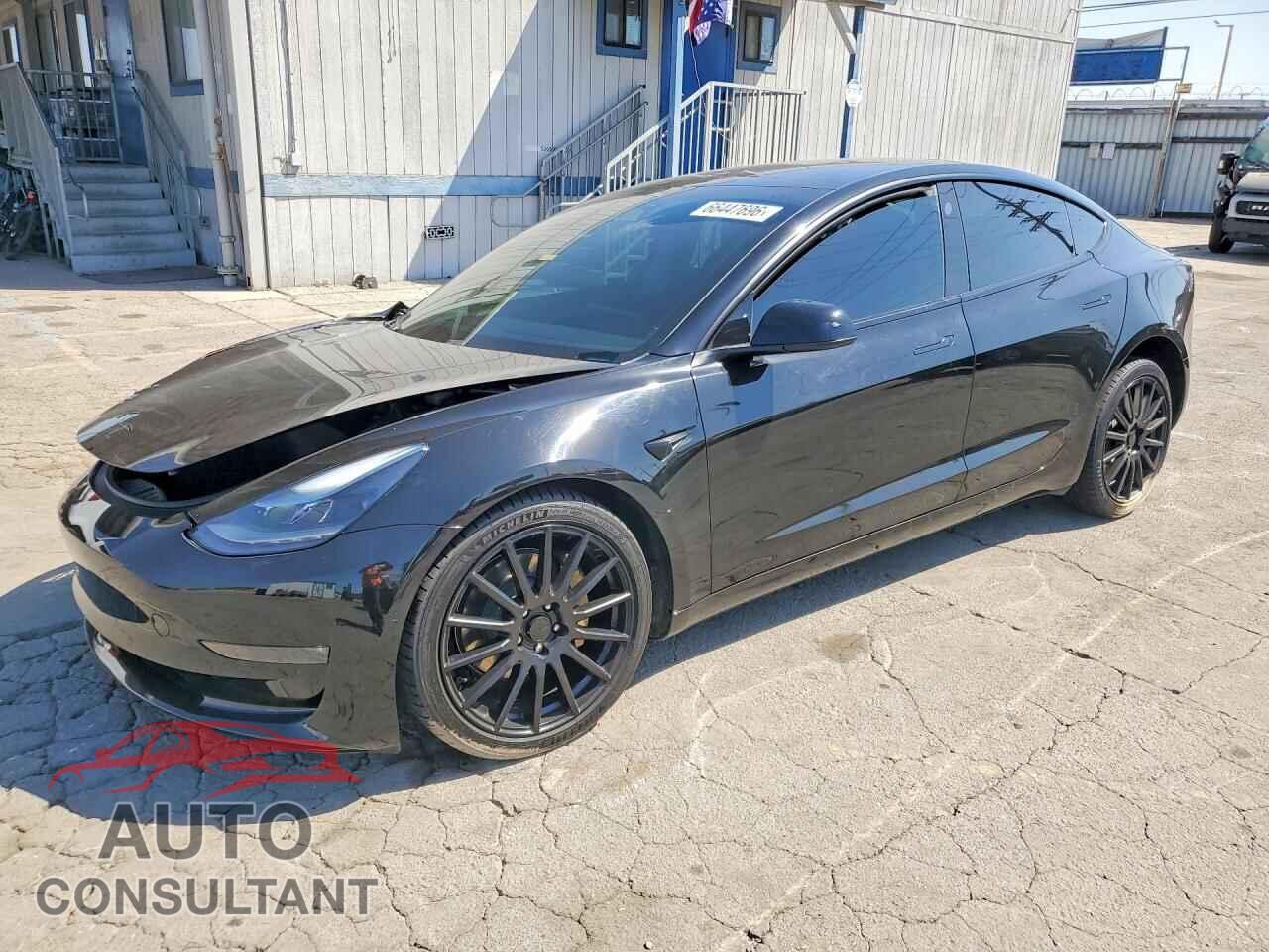 TESLA MODEL 3 2021 - 5YJ3E1EB8MF003606