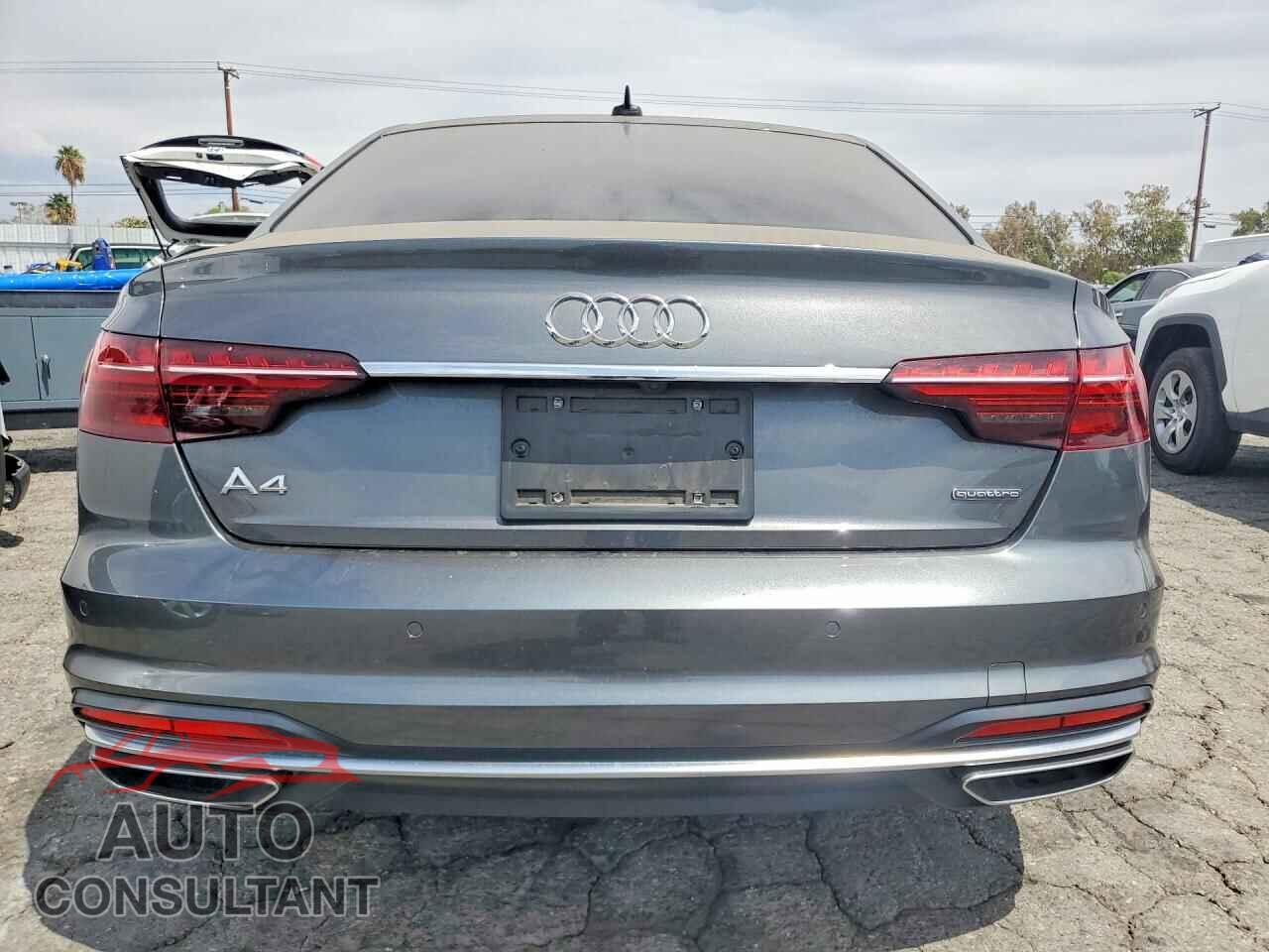 AUDI A4 2023 - WAUDAAF49PN021454