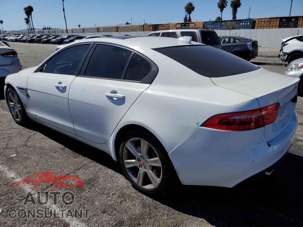JAGUAR XE 2017 - SAJAE4BG2HA951671