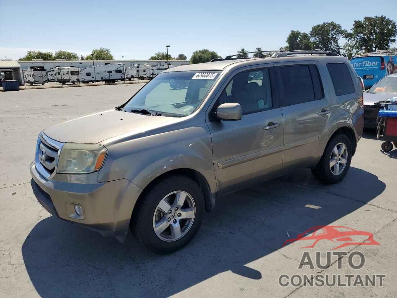 HONDA PILOT 2011 - 5FNYF3H66BB005560