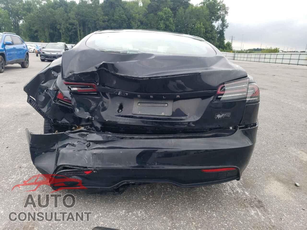 TESLA MODEL S 2024 - 5YJSA1E65RF541150