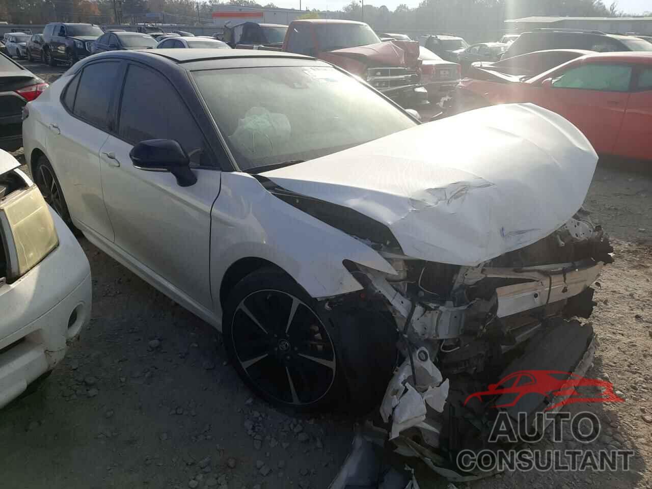 TOYOTA CAMRY 2019 - 4T1B61HK2KU295063