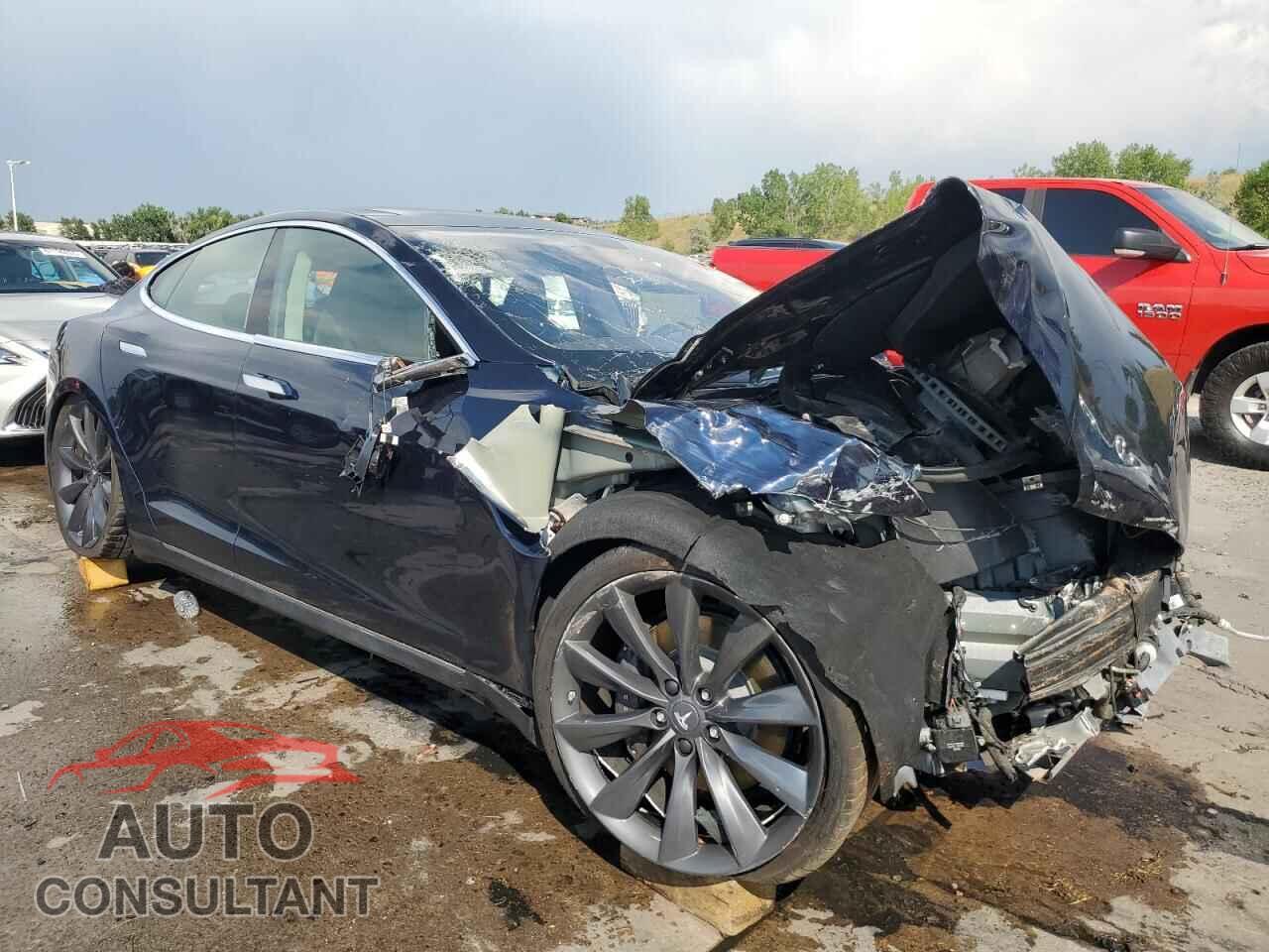 TESLA MODEL S 2013 - 5YJSA1DP4DFP05426