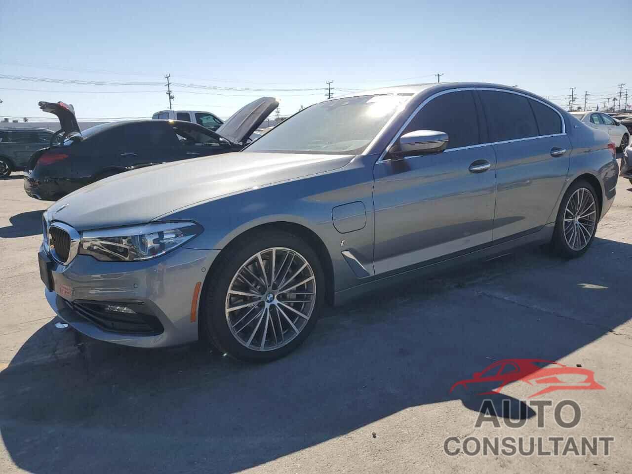 BMW 5 SERIES 2018 - WBAJA9C52JB253577