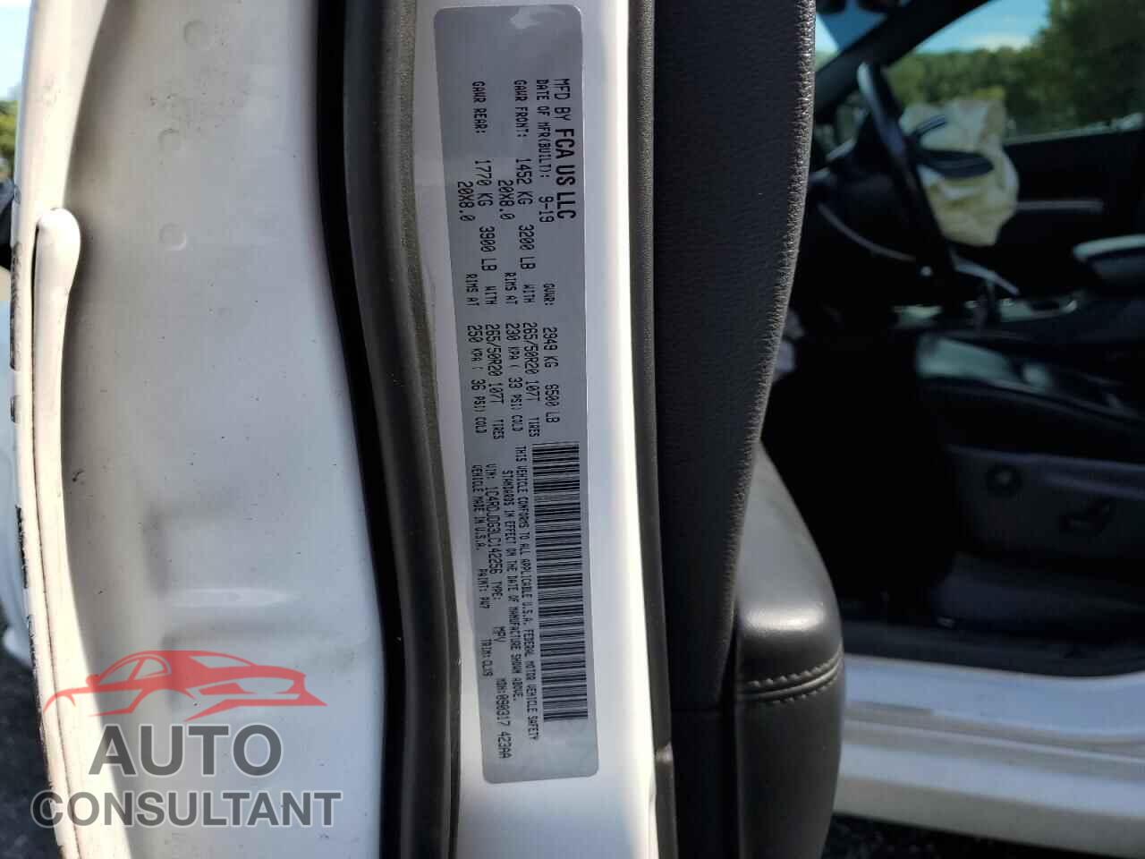 DODGE DURANGO 2020 - 1C4RDJDG3LC142256