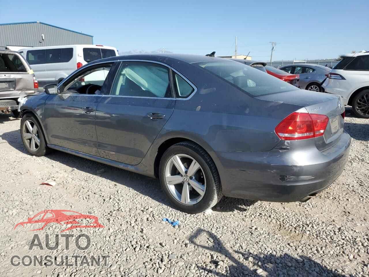 VOLKSWAGEN PASSAT 2015 - 1VWAT7A37FC105247