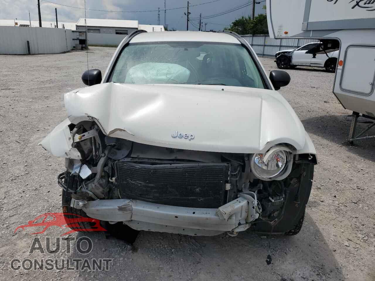 JEEP COMPASS 2009 - 1J4FT47A79D228505