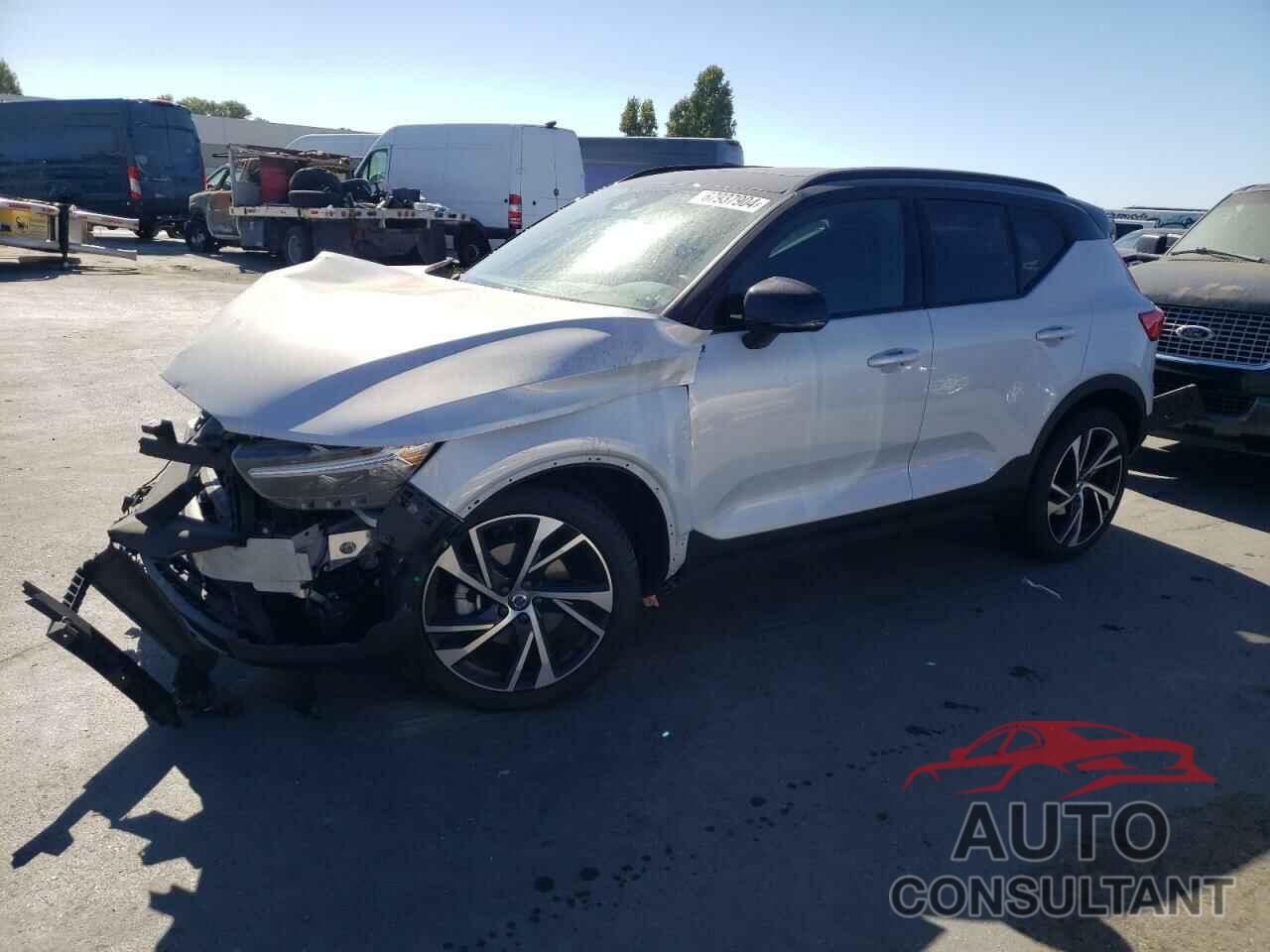 VOLVO XC40 2022 - YV4162UM2N2745224