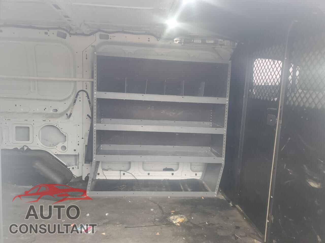 FORD TRANSIT 2019 - 1FTYE1ZM3KKA14658