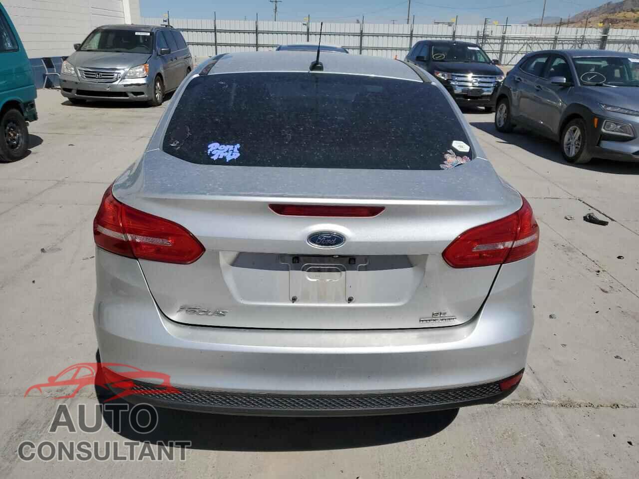 FORD FOCUS 2015 - 1FADP3F28FL220524
