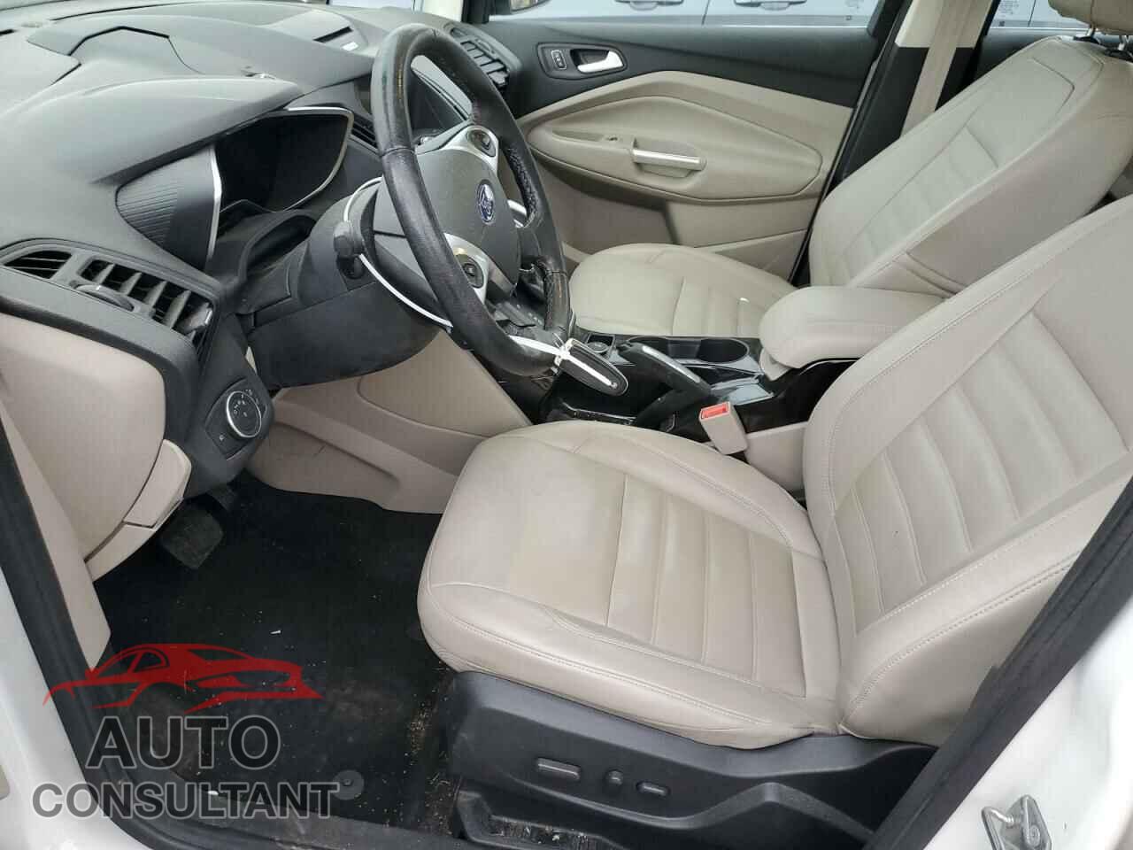 FORD CMAX 2017 - 1FADP5FU0HL107666