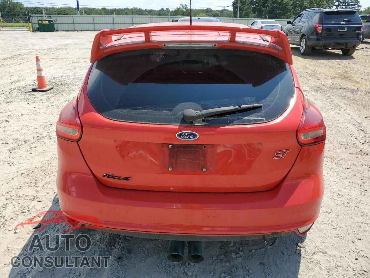 FORD FOCUS 2016 - 1FADP3L96GL275962