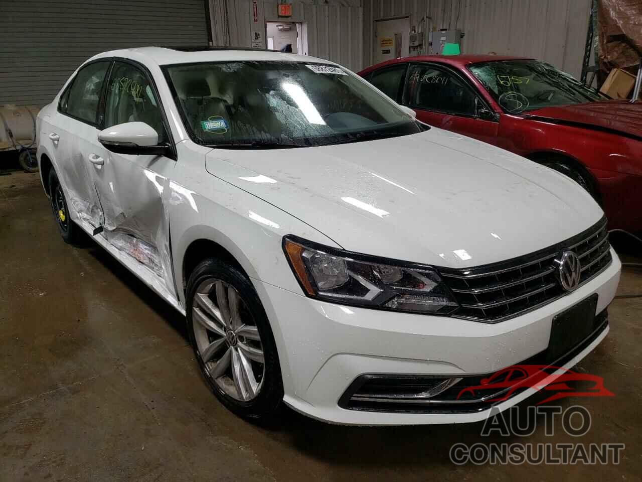 VOLKSWAGEN PASSAT 2019 - 1VWLA7A34KC002196