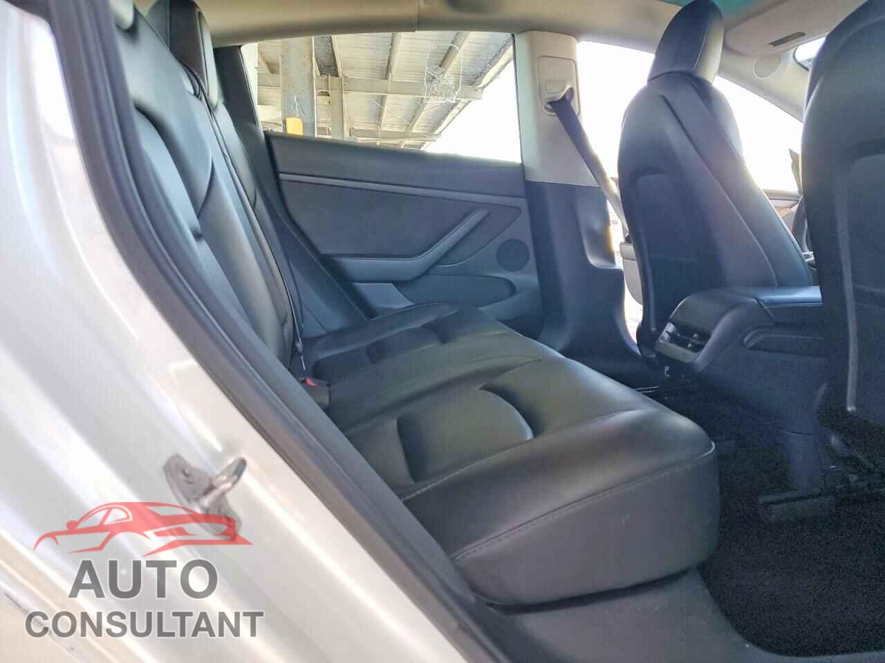 TESLA MODEL 3 2021 - 5YJ3E1EA6MF996059