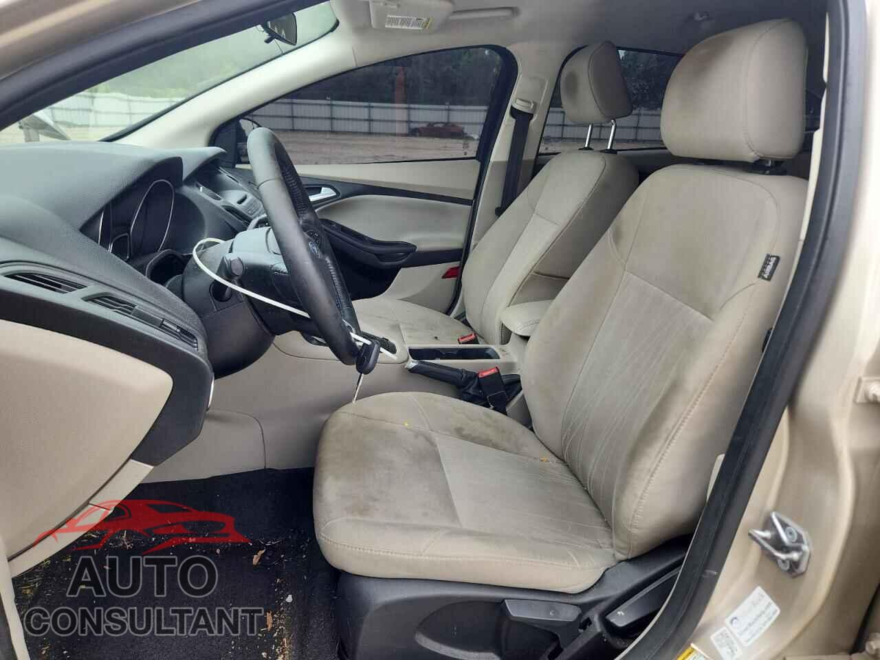 FORD FOCUS 2017 - 1FADP3FE4HL221036