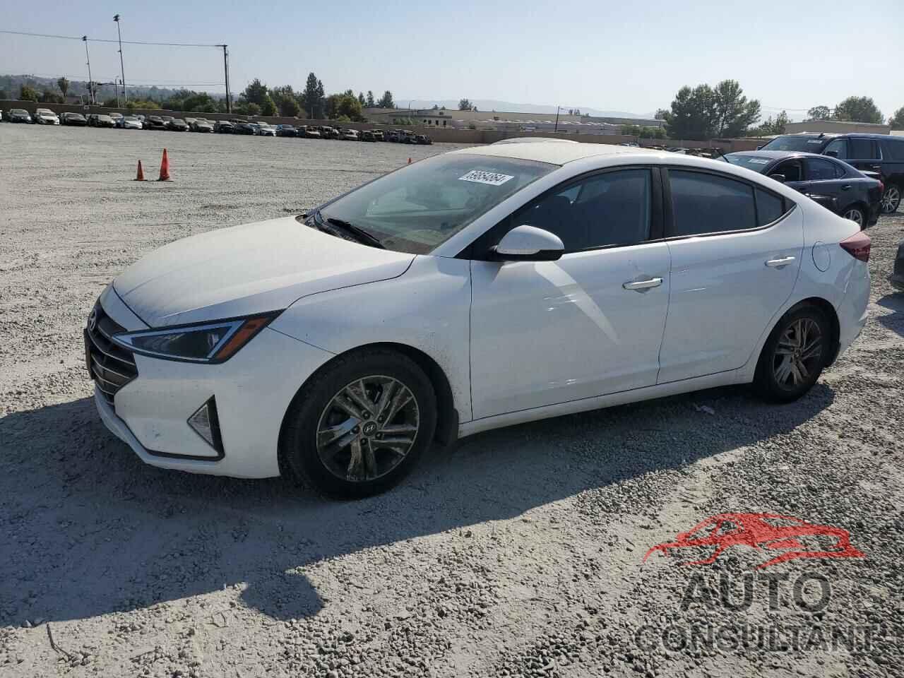 HYUNDAI ELANTRA 2020 - 5NPD84LF4LH591619
