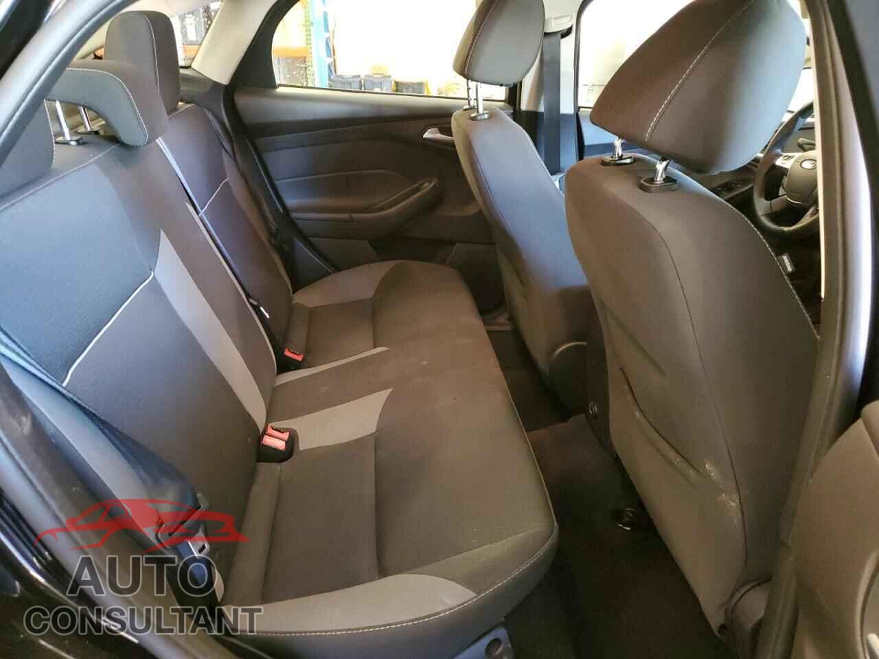 FORD FOCUS 2013 - 1FADP3F26DL309280