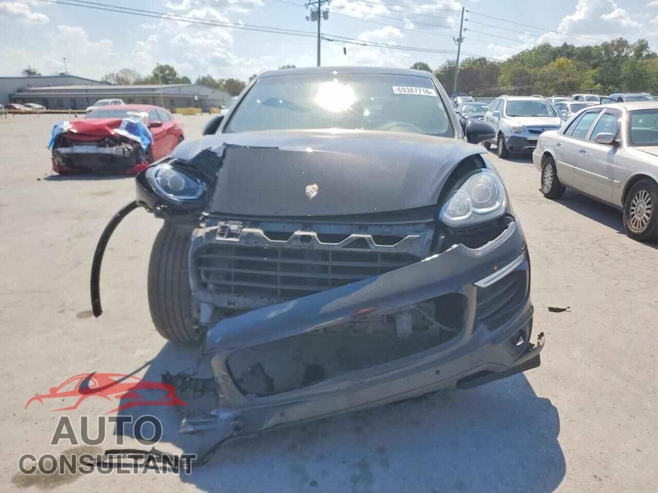 PORSCHE CAYENNE 2016 - WP1AA2A25GLA02637
