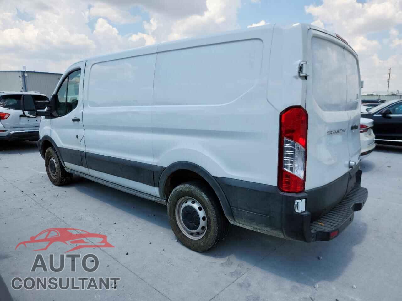 FORD TRANSIT 2019 - 1FTYR1YM8KKB61421