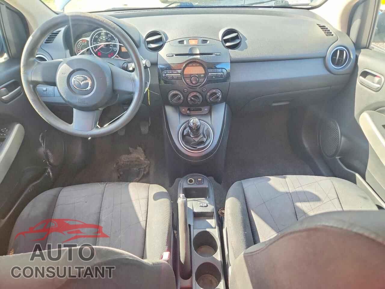 MAZDA 2 2014 - JM1DE1KY1E0184304