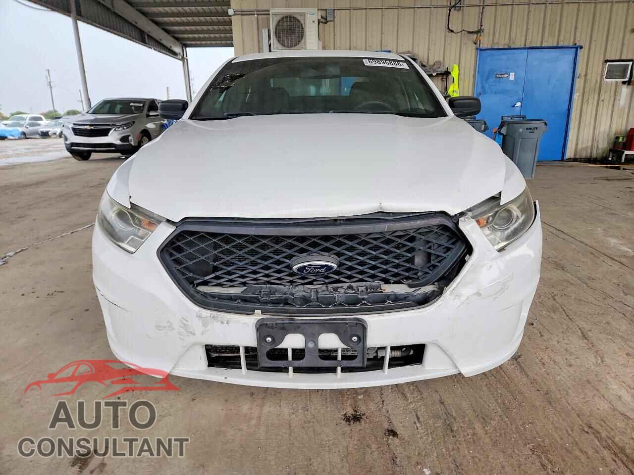 FORD TAURUS 2013 - 1FAHP2L88DG213213
