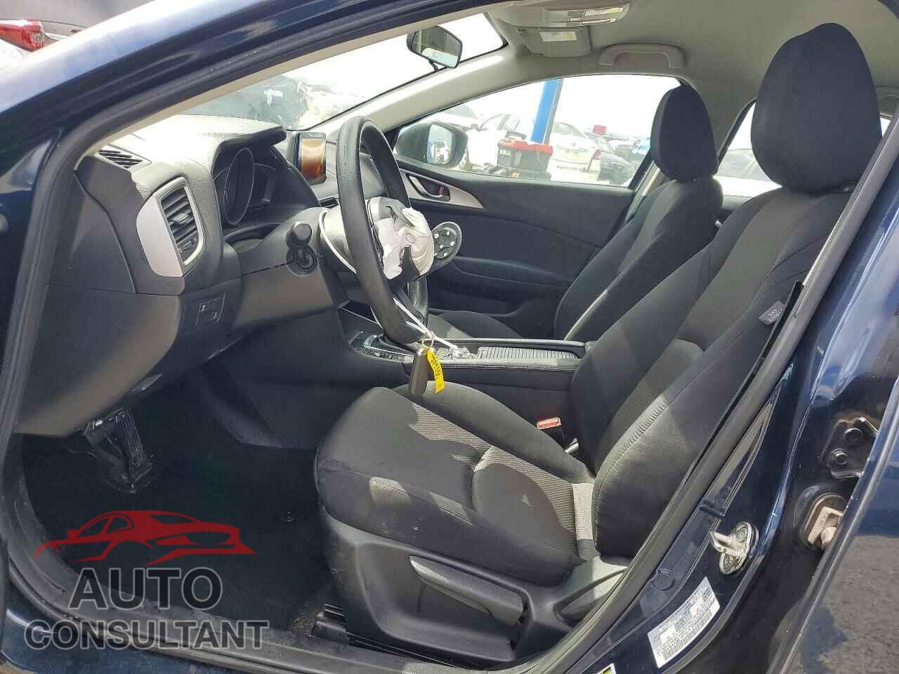 MAZDA 3 2017 - 3MZBN1K76HM110356