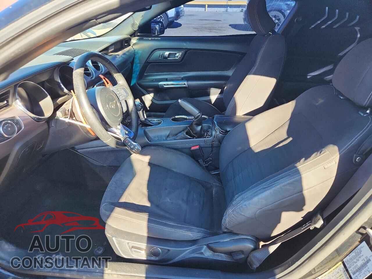 FORD MUSTANG 2016 - 1FA6P8CF8G5268768