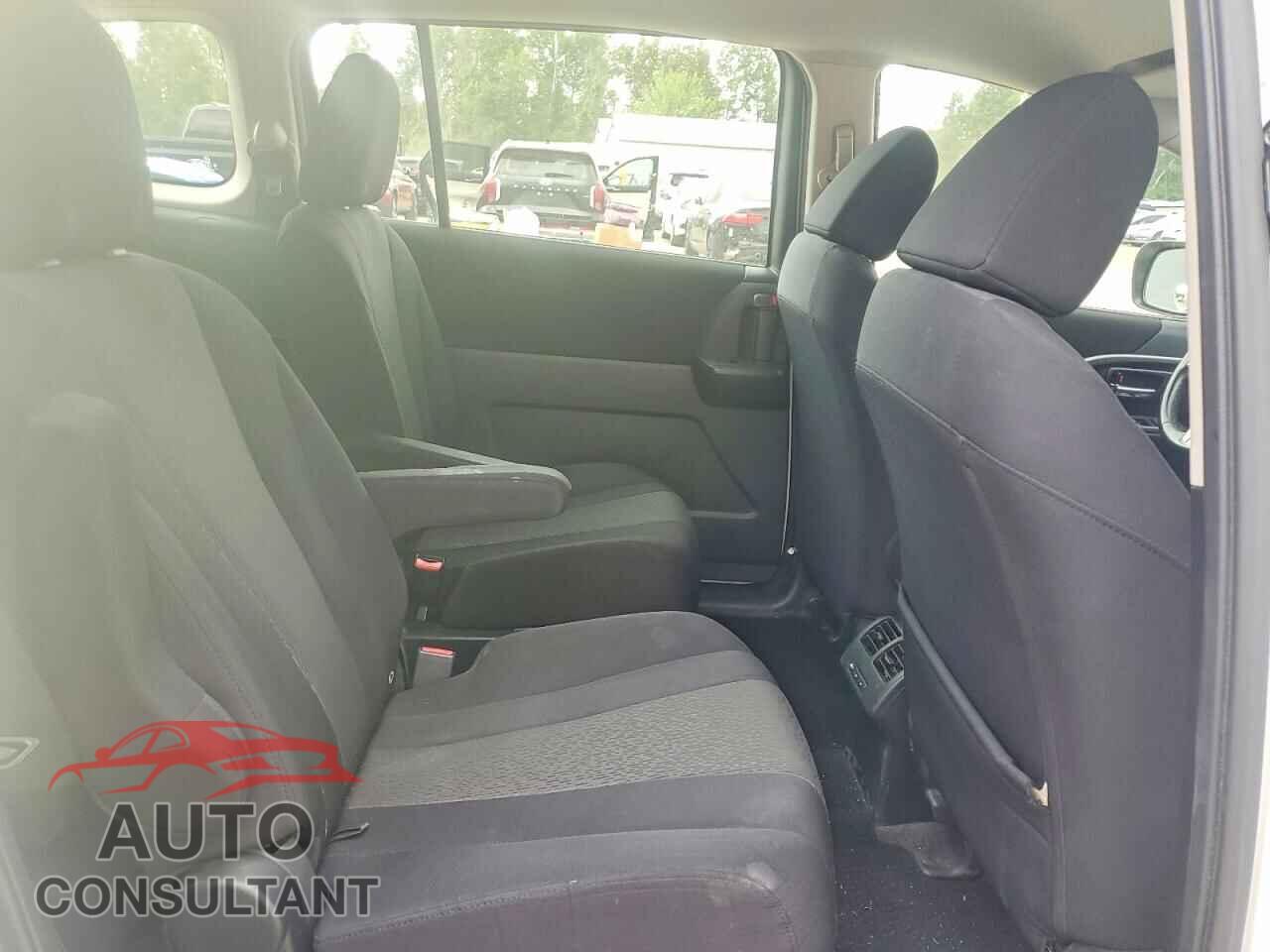 MAZDA 5 2012 - JM1CW2CL4C0126475