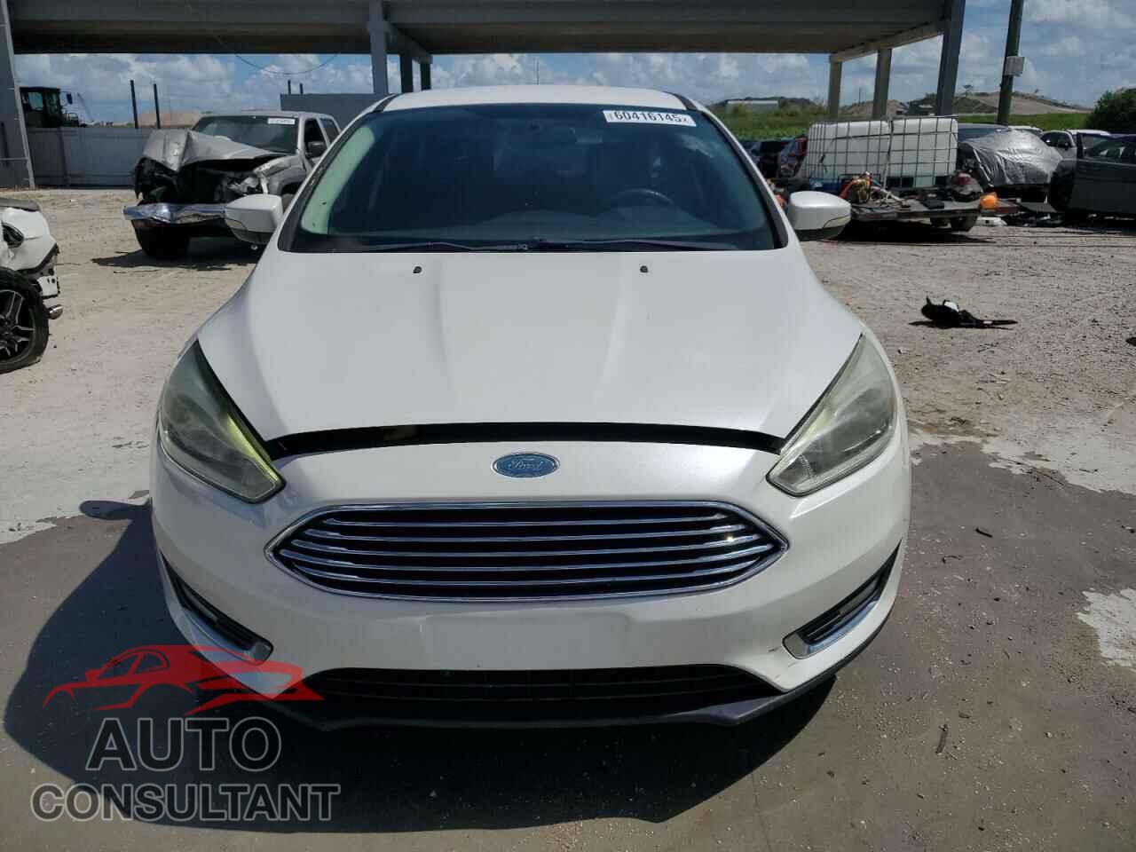 FORD FOCUS 2015 - 1FADP3N22FL360604