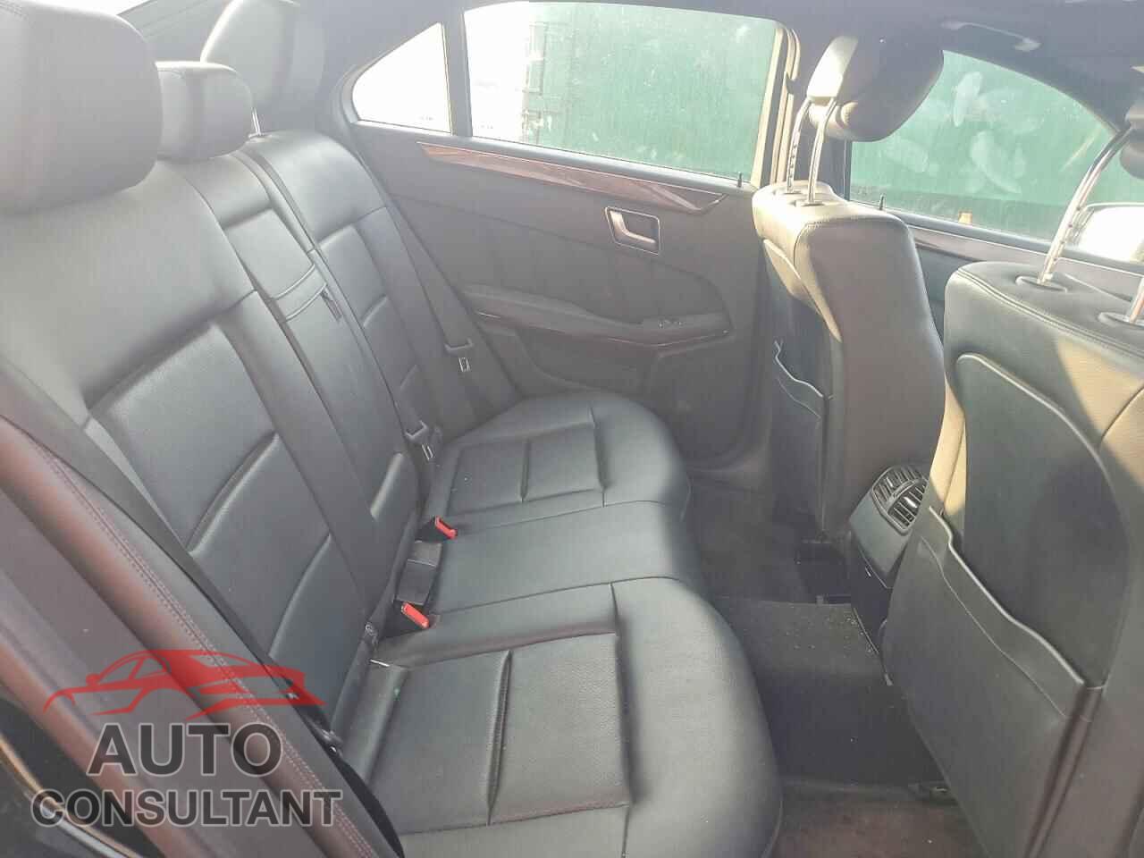 MERCEDES-BENZ E-CLASS 2011 - WDDHF2EB6BA455817
