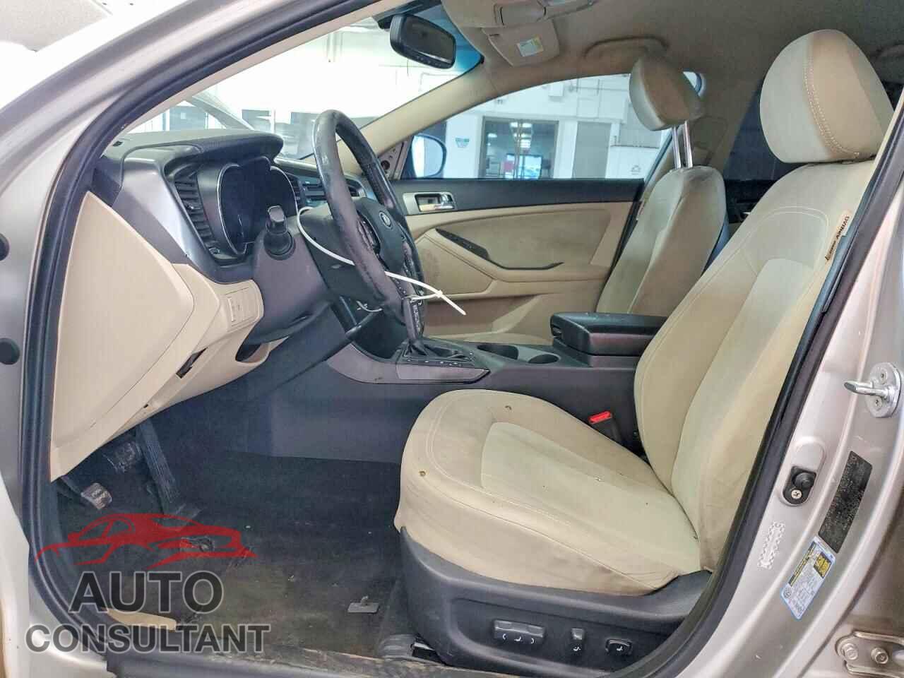 KIA OPTIMA 2012 - KNAGM4AD5C5020731