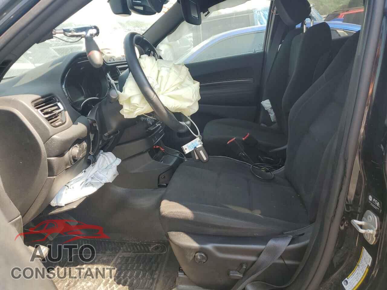 DODGE DURANGO 2023 - 1C4SDJFT2PC604064