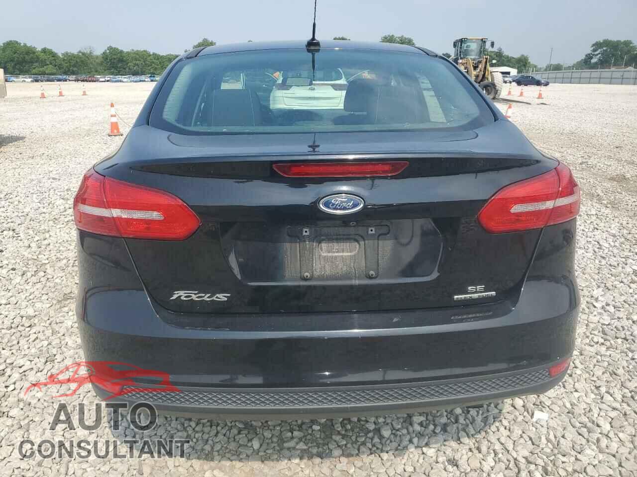 FORD FOCUS 2016 - 1FADP3F22GL233402