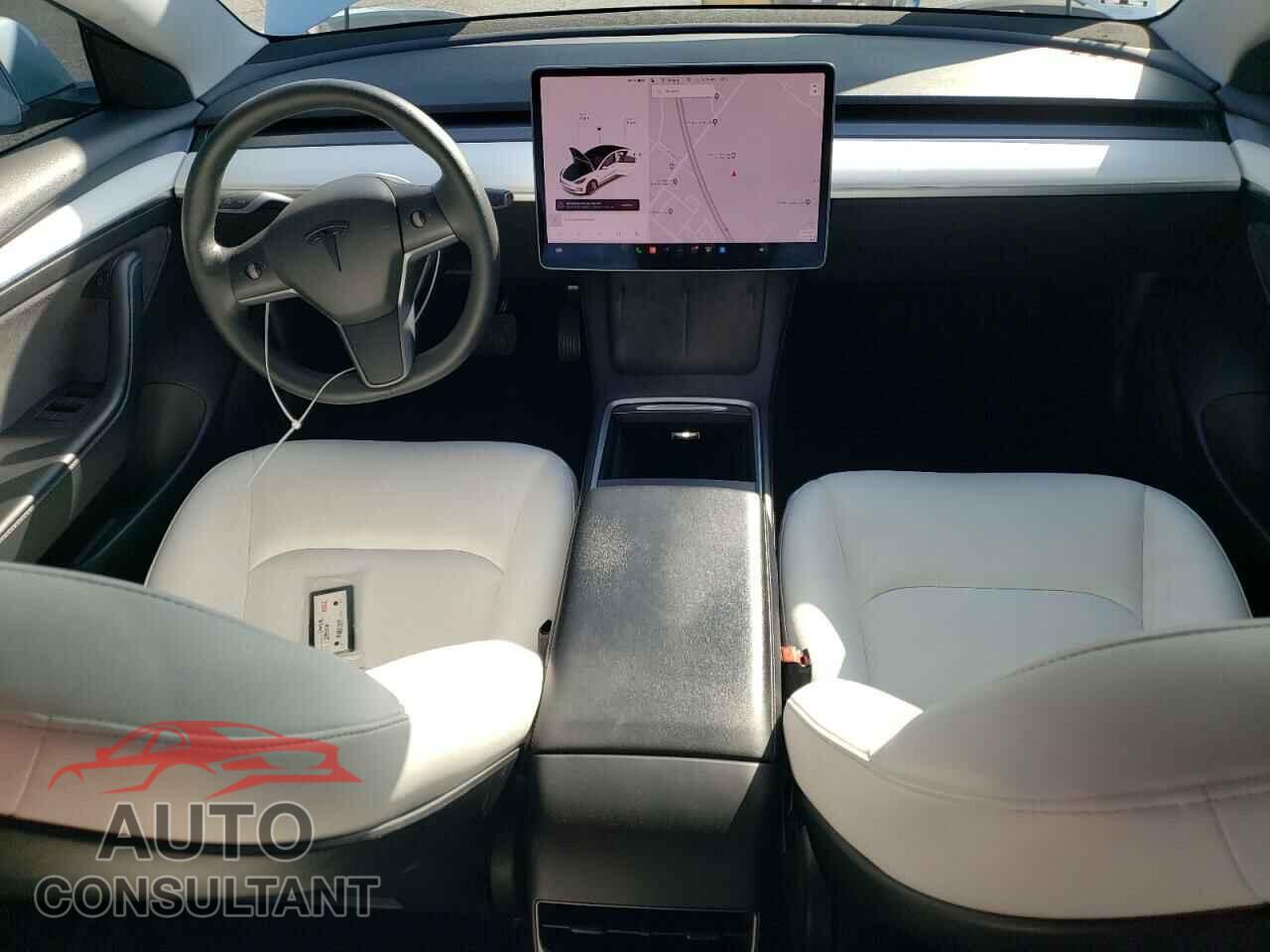TESLA MODEL 3 2021 - 5YJ3E1EAXMF046741