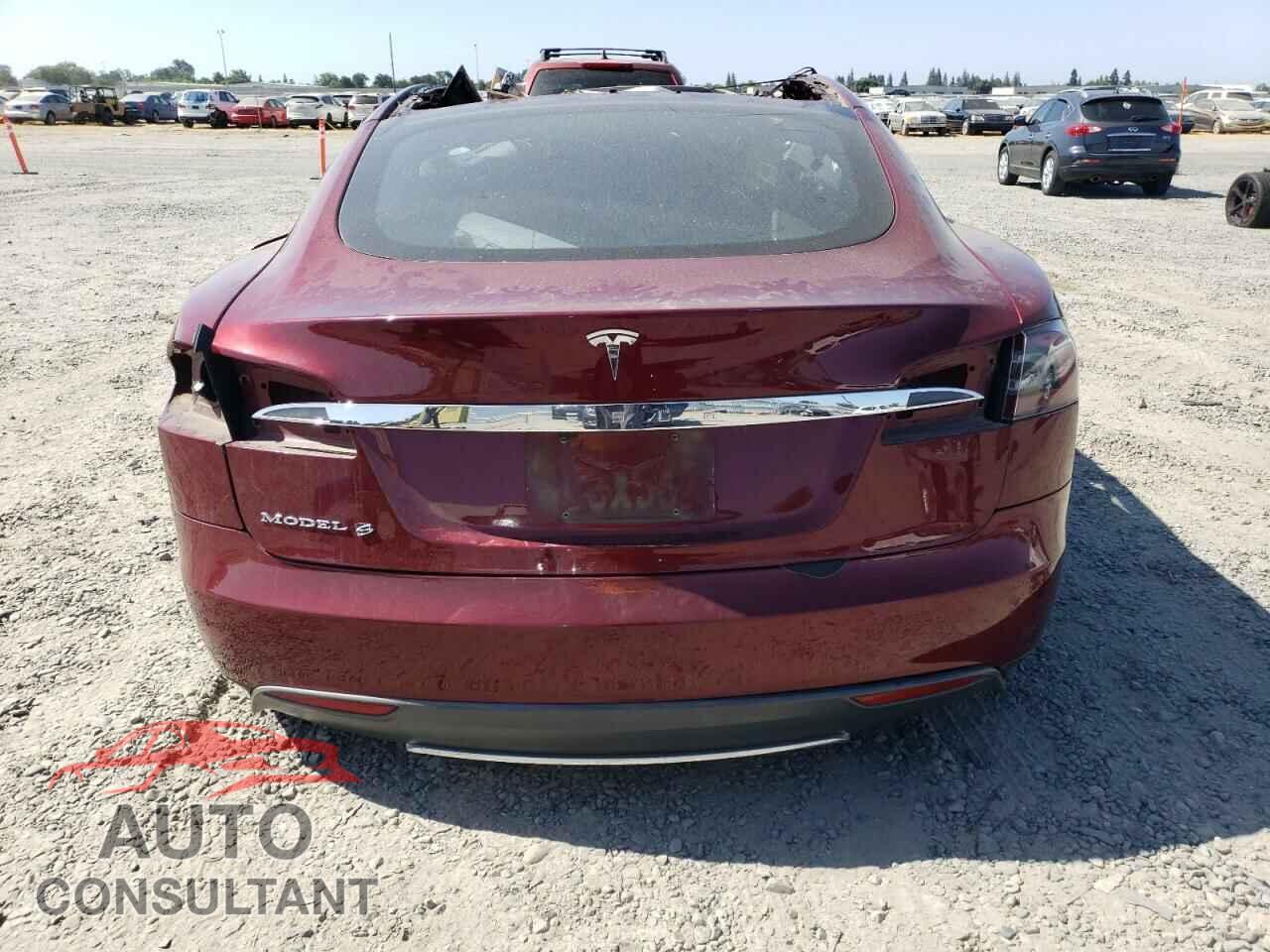 TESLA MODEL S 2012 - 5YJSA1DP2CFS01004