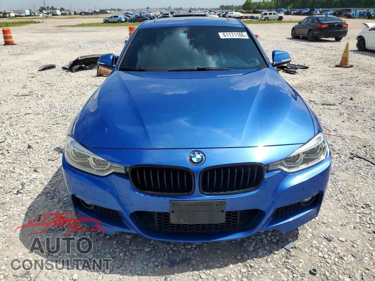 BMW 3 SERIES 2018 - WBA8B9C52JEE81981