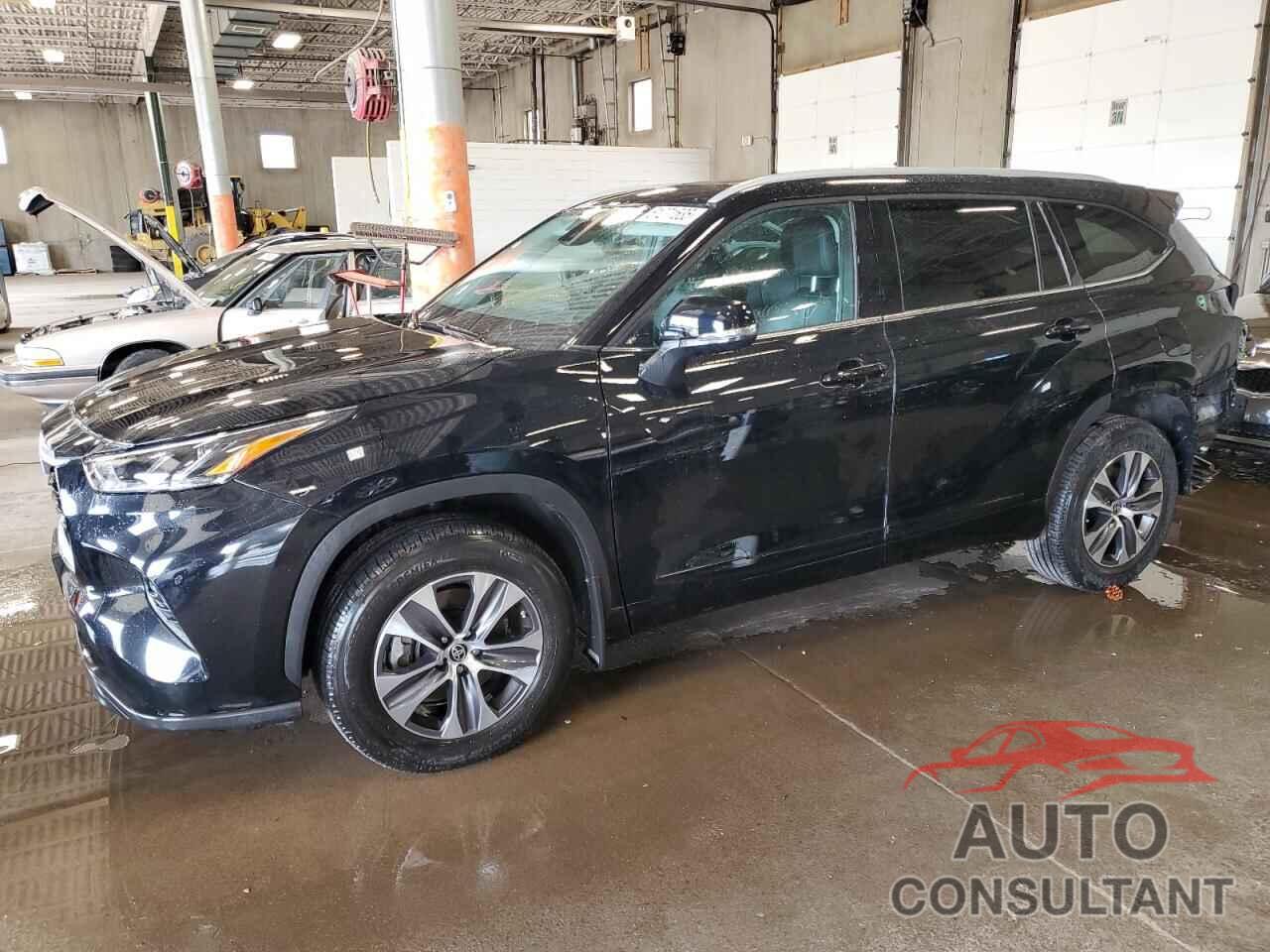 TOYOTA HIGHLANDER 2022 - 5TDHZRBHXNS595914