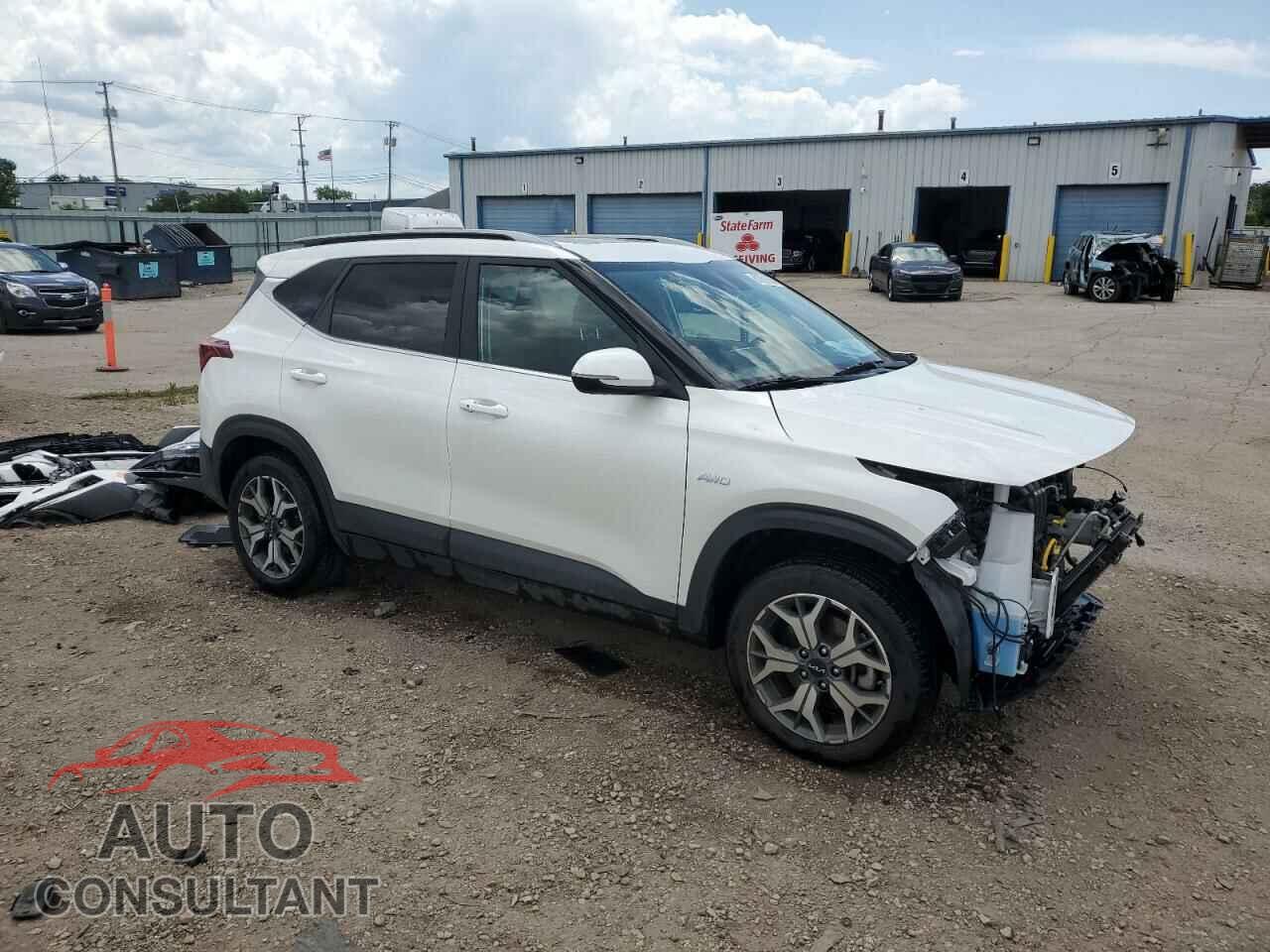 KIA SELTOS 2023 - KNDERCAA1P7449466