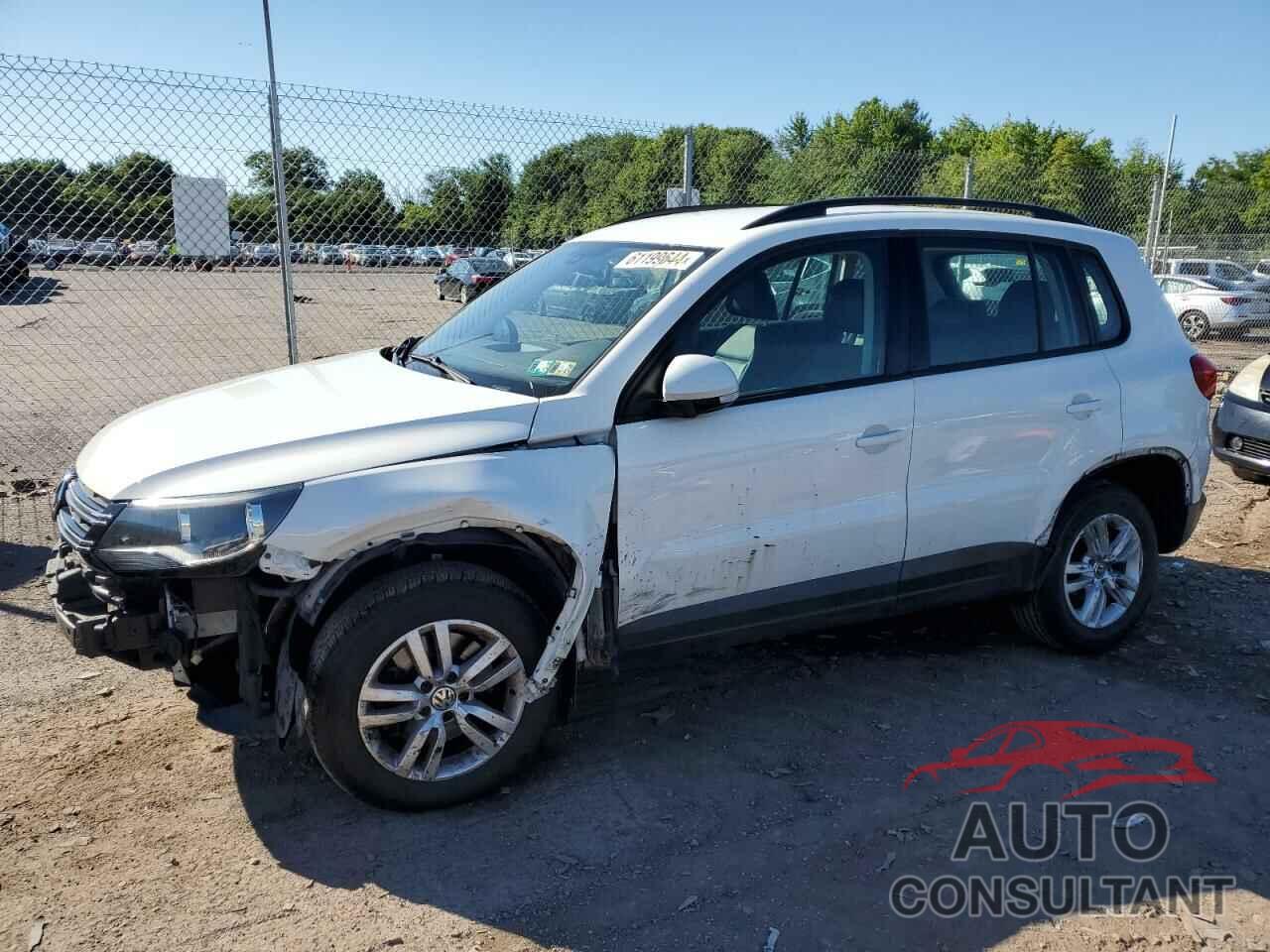 VOLKSWAGEN TIGUAN 2018 - WVGAV7AXXGW604202