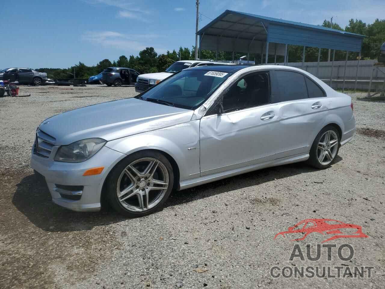 MERCEDES-BENZ C-CLASS 2012 - WDDGF4HB6CR222865