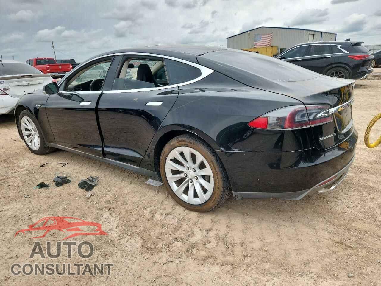 TESLA MODEL S 2014 - 5YJSA1S12EFP32379