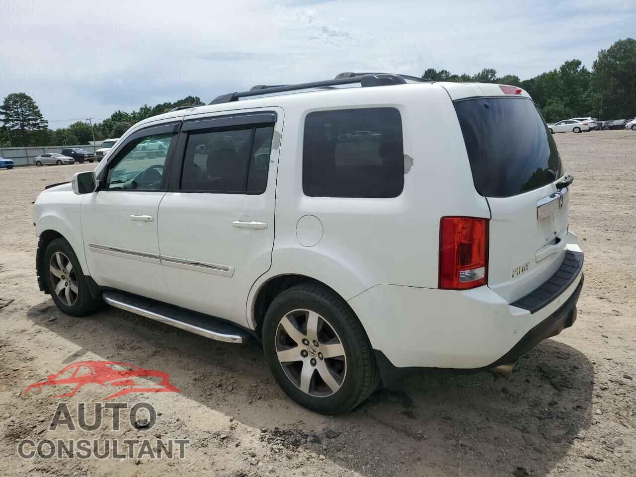 HONDA PILOT 2013 - 5FNYF4H98DB016692