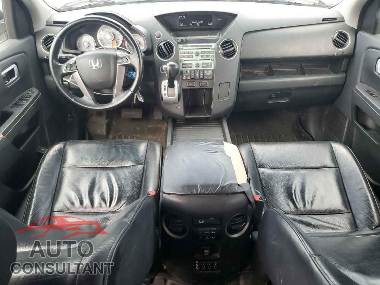 HONDA PILOT 2011 - 5FNYF4H67BB007954