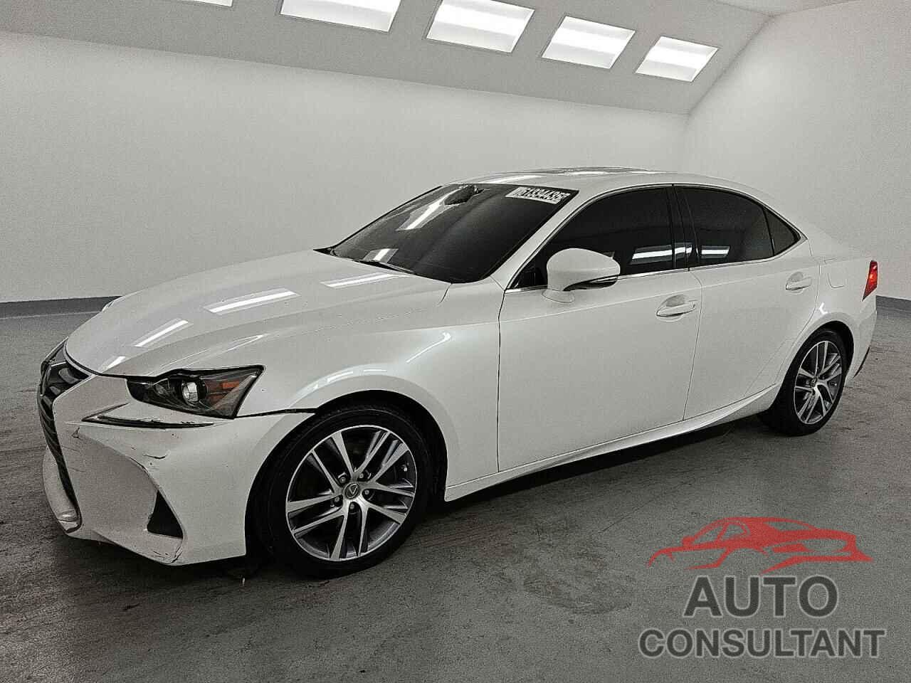 LEXUS IS 2019 - JTHBA1D24K5084786
