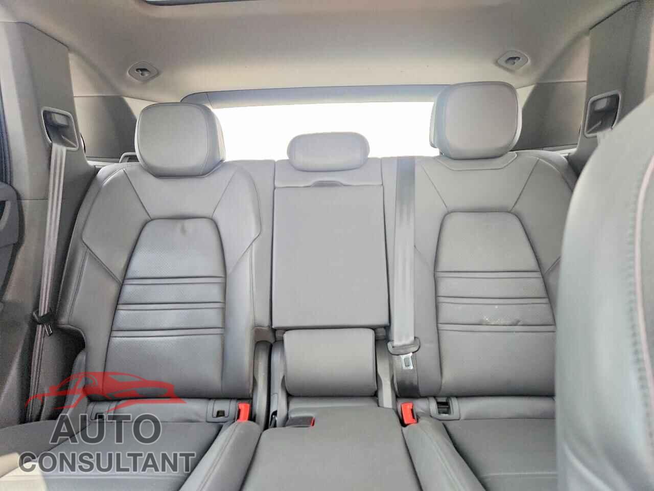 PORSCHE CAYENNE 2022 - WP1AE2AY0NDA26599