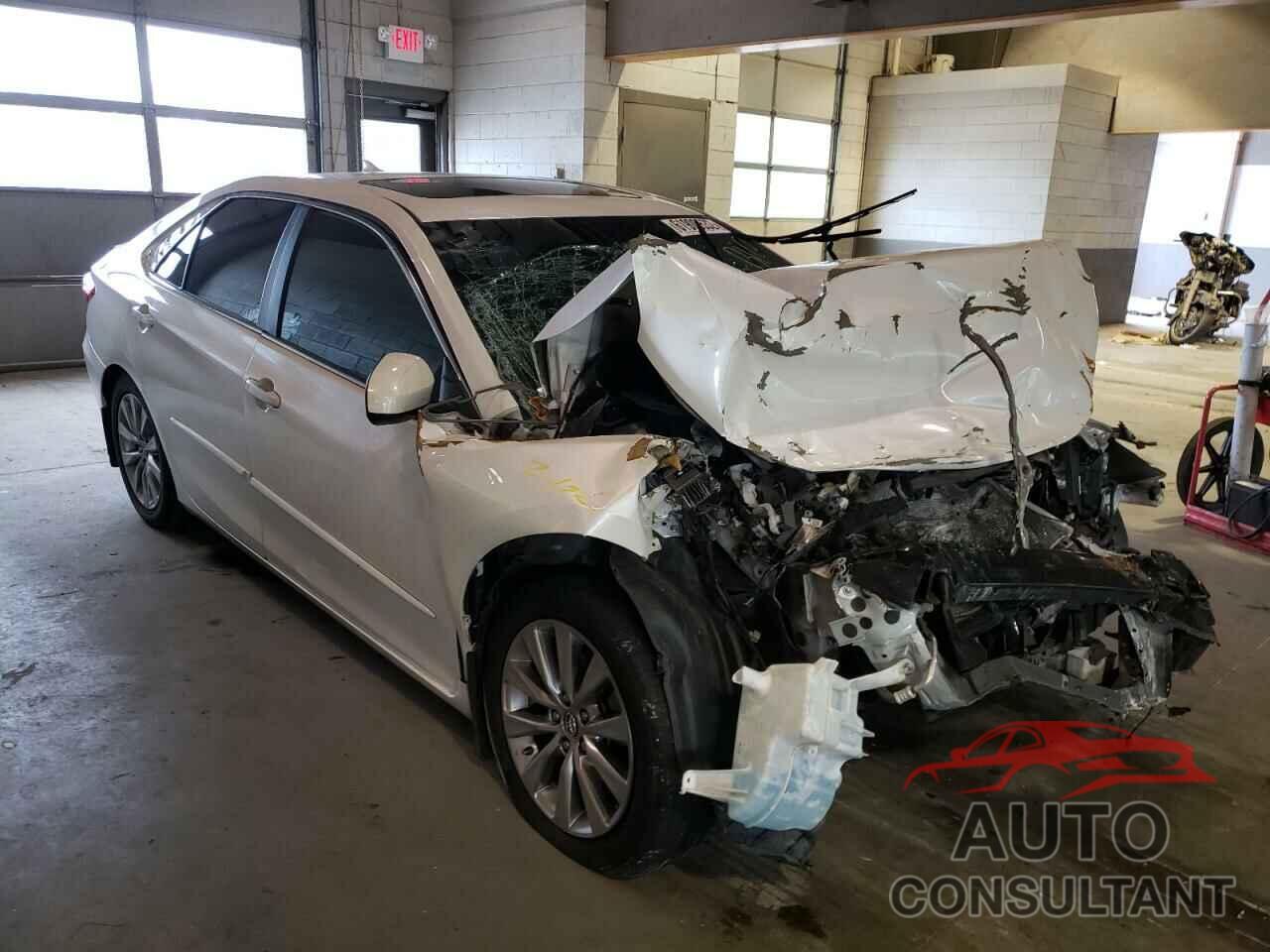 TOYOTA CAMRY 2015 - 4T1BK1FK1FU565128