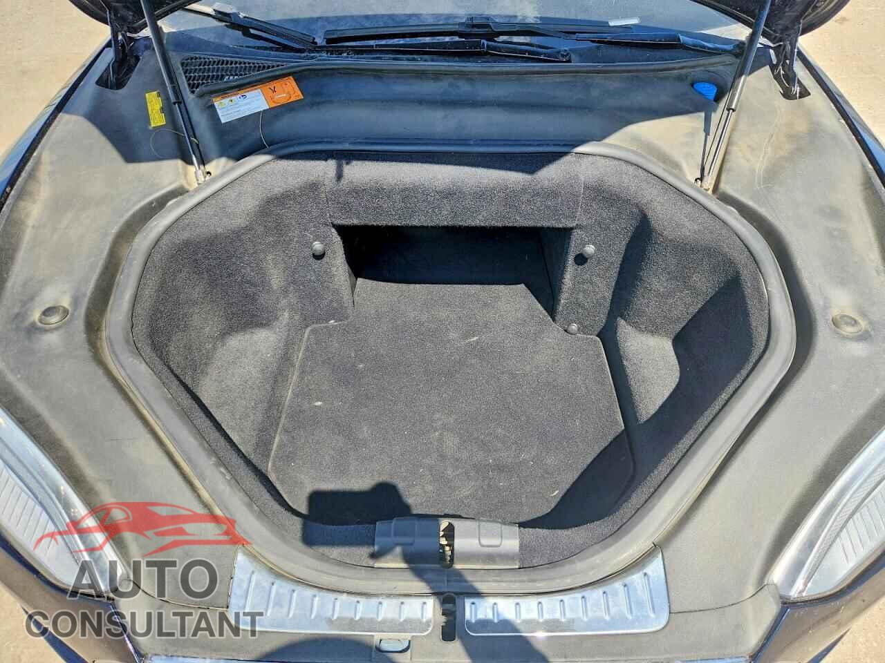 TESLA MODEL S 2013 - 5YJSA1DN9DFP07977