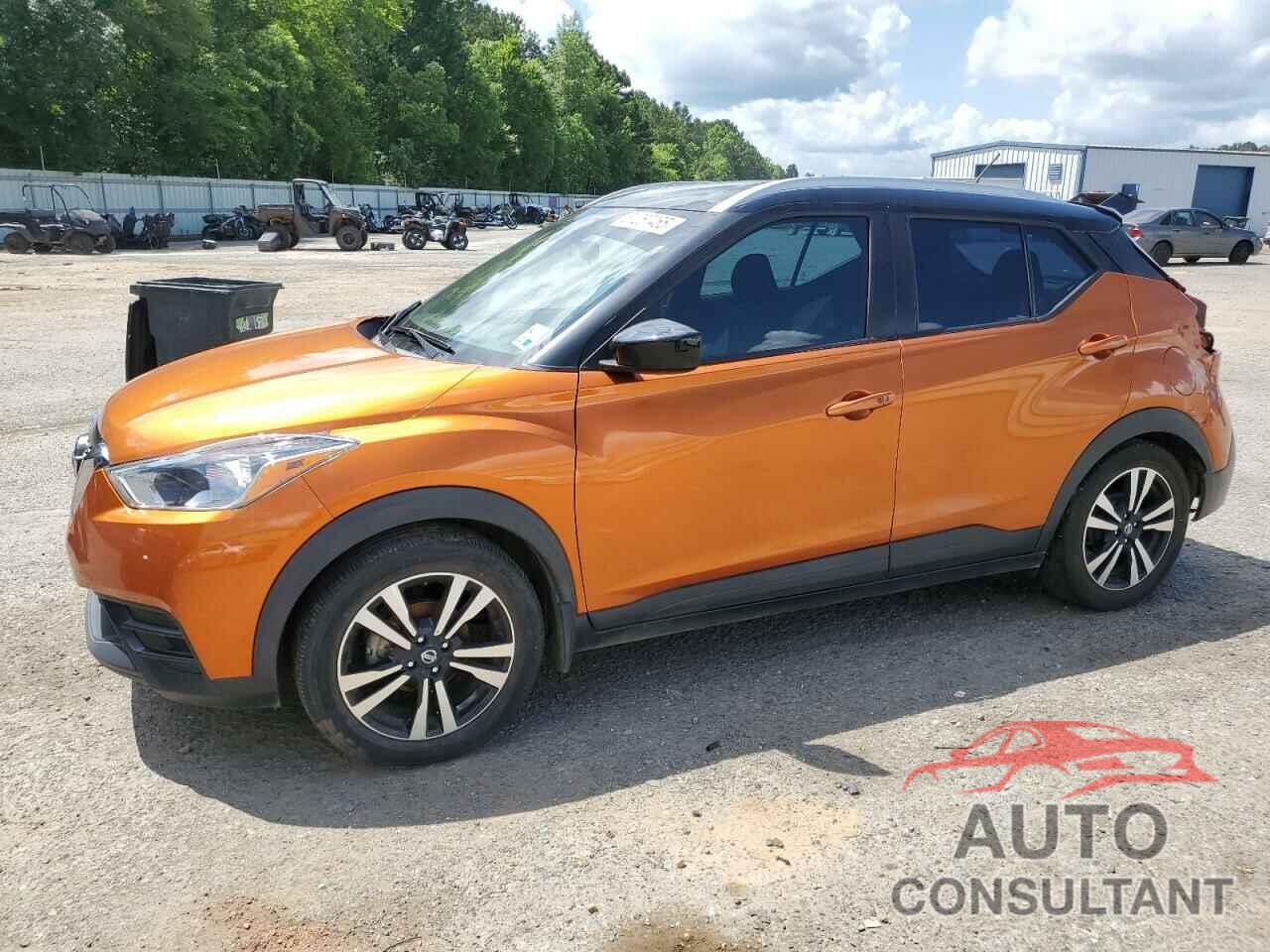 NISSAN KICKS 2018 - 3N1CP5CU5JL542674