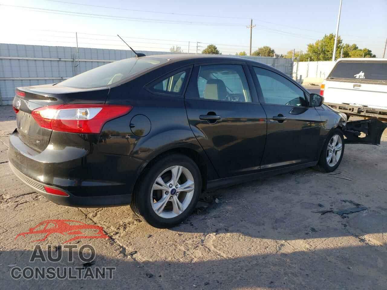FORD FOCUS 2014 - 1FADP3F2XEL392505